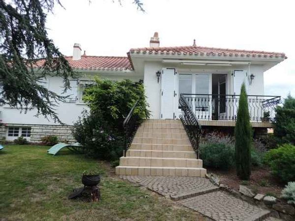 Delphines hus