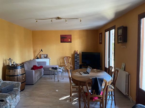 Praneuf s Haus