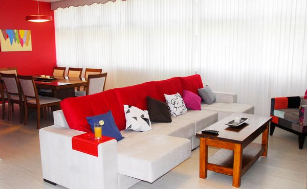 Luxury apartment in Copacabana, 50 m. from the beach.
