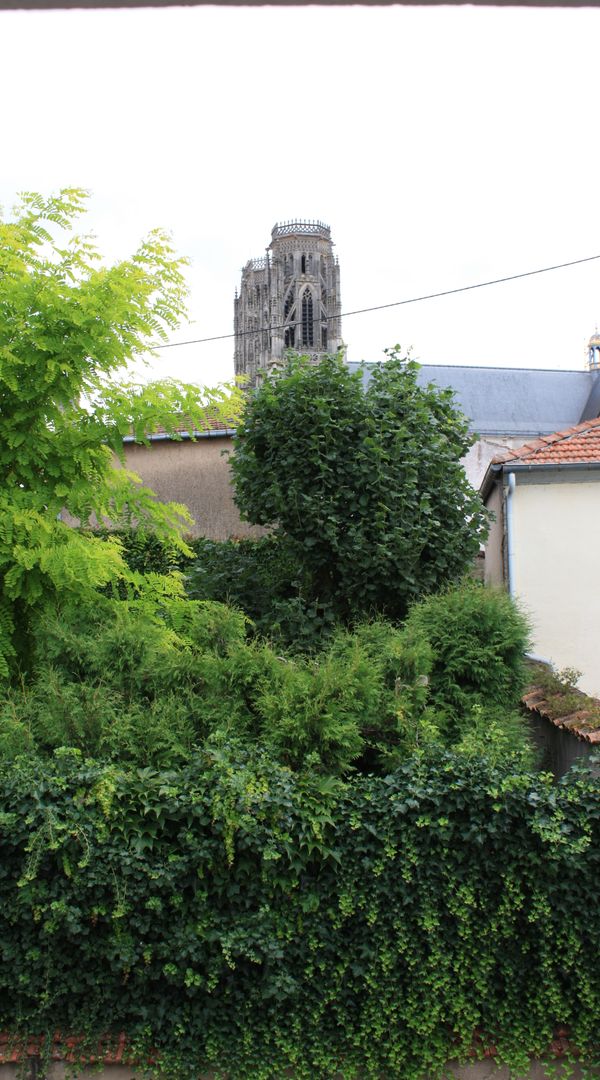 Casa de Laurence and Marcelline