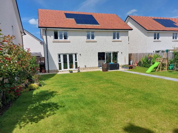 Modern Family Home near Edinburgh