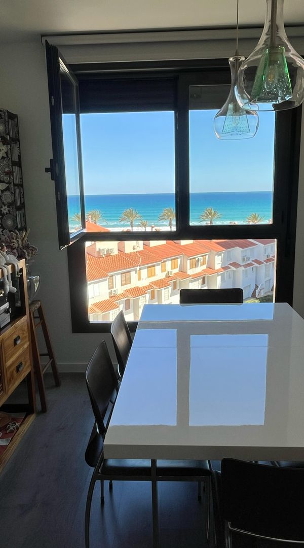 Alejandra's house is a charming apartment in a quiet residential area of Mutxavista beach.