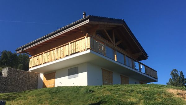 Magnifique chalet en Valaisina kuća