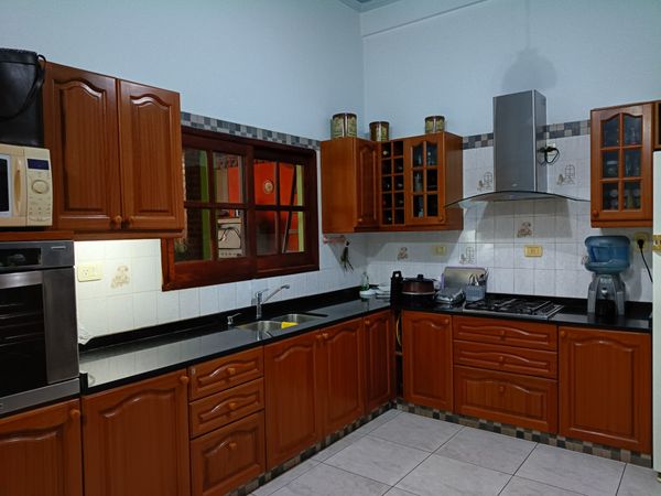 Anaina kuća