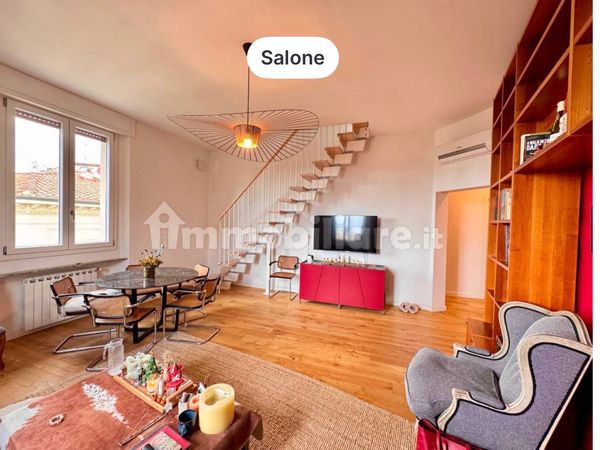 Casa di Massimiliano: appartamento al quarto piano con ascensore