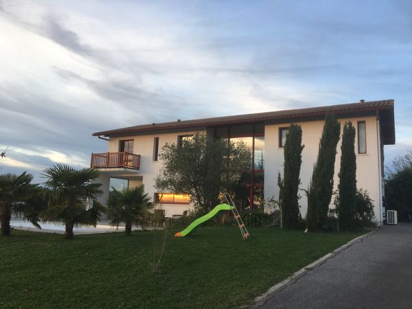 Charles Et Maries hus