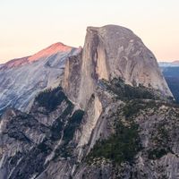 Yosemite National Park South Entrance/Gate- 16 miles away up highway 41-California, US