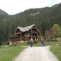 At least 5 nights: Studio close to Hallstatt and  Salzburg, NOT AVAILABLE IN WINTER