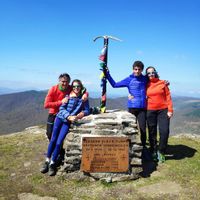 Beatriz y Marinos hus