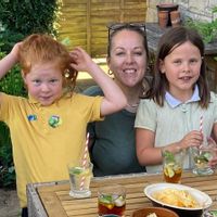 Bright, quiet and family-friendly home in Bath. 
Keen for UK trips in school hols for 2027