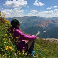 Luxury Mountain View King Suite, Walk to Downtown, Hike, Bike, Ski, Between Telluride and Ouray
