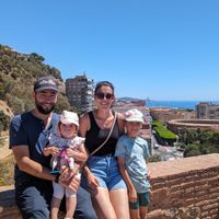 La maison d'Angel, Rémi et leurs 2 enfants