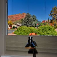 SEDONA!  Red Rock Views, HIKING HEAVEN! LARGE OPEN CONCEPT HOME, GORGEOUS Balcony!