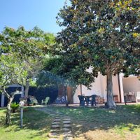 Villetta con giardino privato tra il lago di Sabaudia e il mare