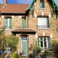 Grand espace, proche Paris