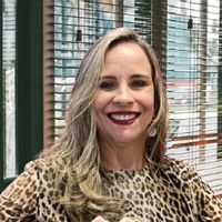ANA CLÁUDIA VIEIRA DE OLIVEIRA LAVÔRs hus