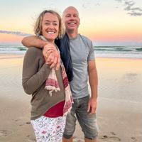Light-filled home,  5 mins to beach and 10 mins to Byron Bay.