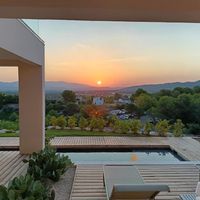 Bienvenue chez nous, bienvenue sur le Domaine et Golf de Pont Royal en Provence face au Lubéron.