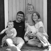 Naomi and Timos hus