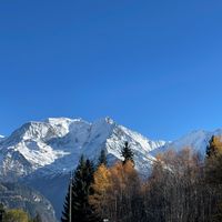 Un petit refuge en Haut de Savoie, en face du Mont-Blanc.