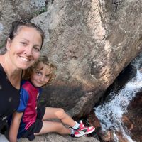 10 minutes from Mont-tremblant ski station  Amazing backyard and millions of activities in the area
