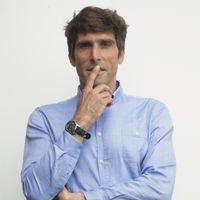 ROMÁNTICO Y LUMINOSO