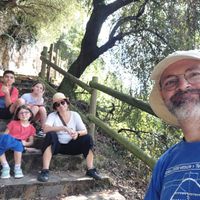 Casa familiar con gran jardín, barbacoa y piscina, en Chiclana (Cádiz) a 10 min en coche de la playa