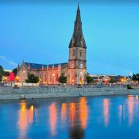 4-bedroom holiday home, Sleeps 9 people - perfect for exploring the West of Ireland