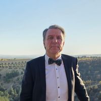 MUSTAFA s Haus