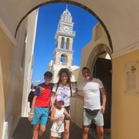 Casa con 4 dormitorios, jardín, piscina y  barbacoa. A 1 hora del Pirineo y 25 min de Zaragoza